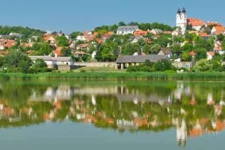 In Tihany/balaton 20236 Holiday home